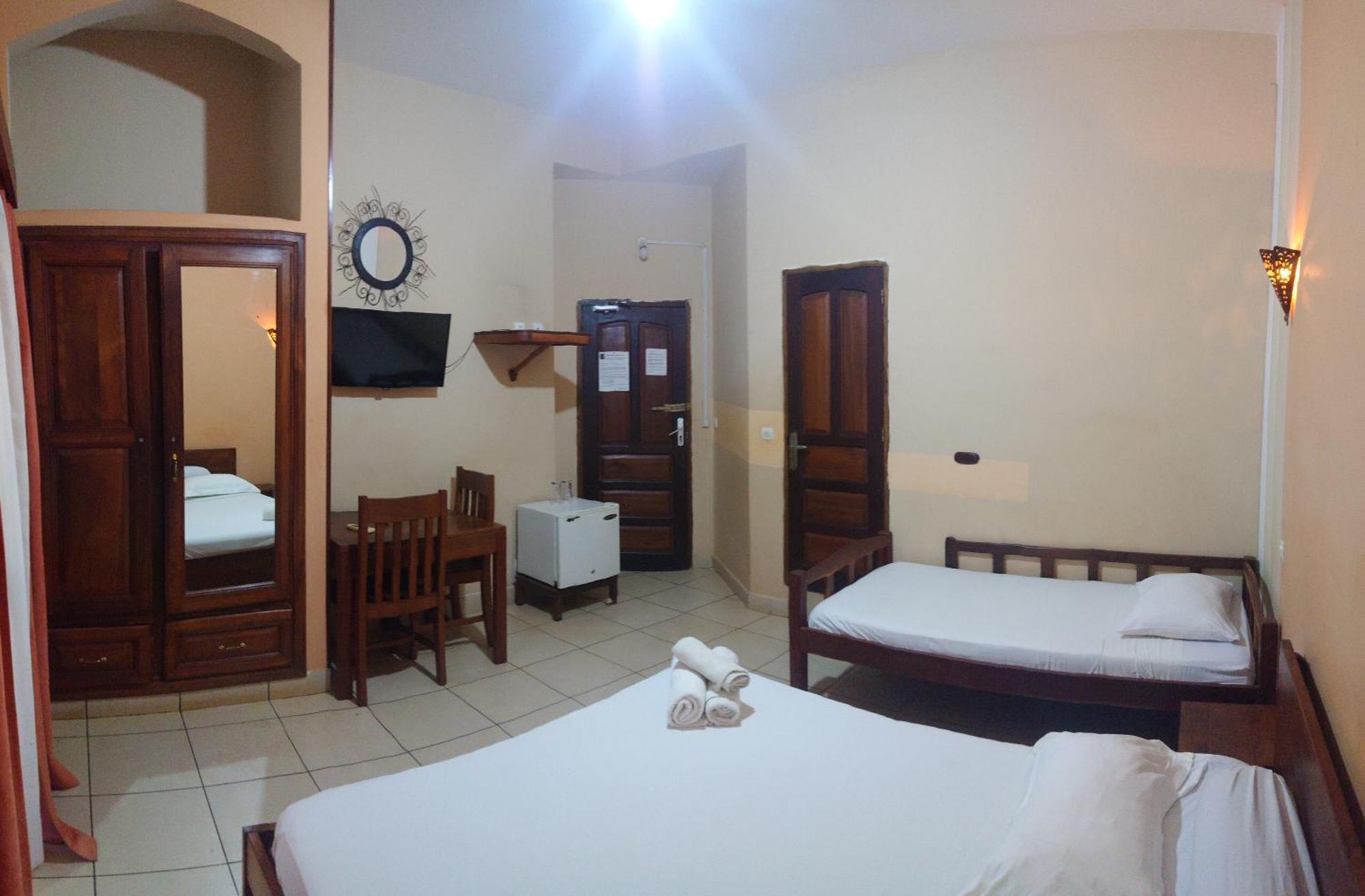 Central Hotel Antsiranana Εξωτερικό φωτογραφία