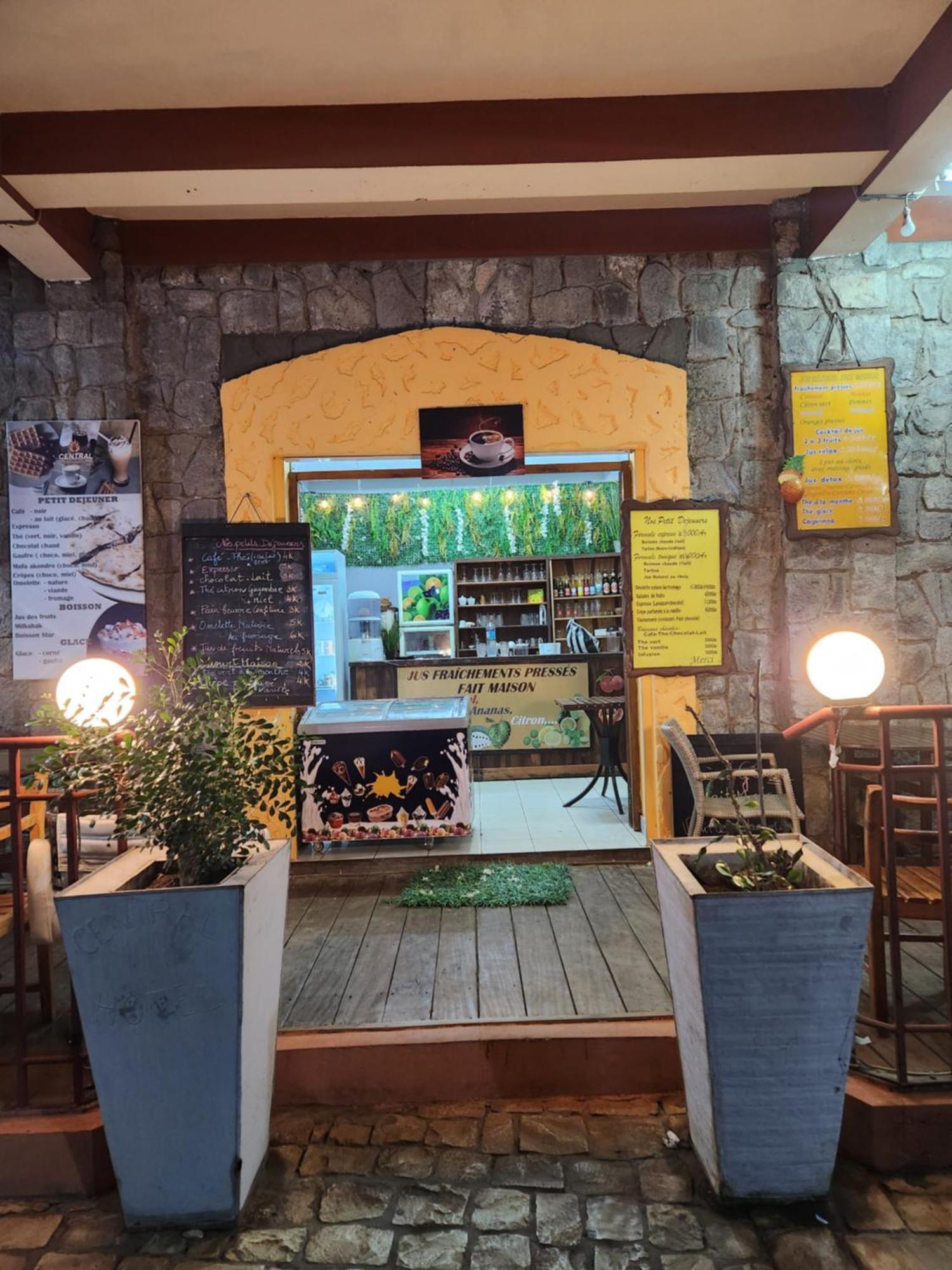 Central Hotel Antsiranana Εξωτερικό φωτογραφία